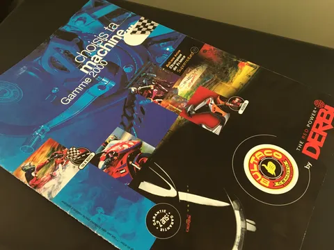 Brochure gamme motos 50 cc Derbi 2000
