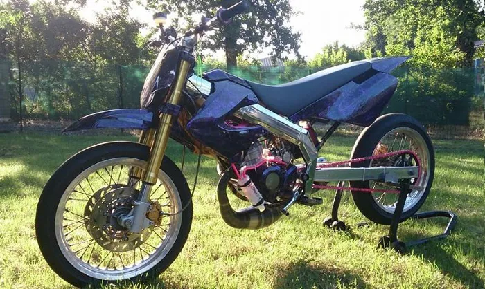 derbi-brk-competition-peinture-marbree