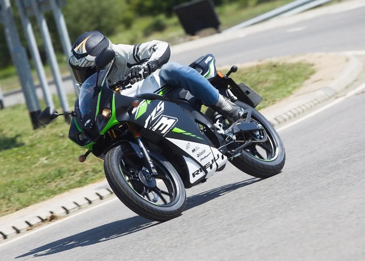 Rieju RS3 50 : toujours plus sportive !